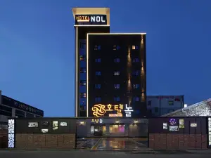 Hotel Nol