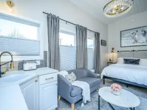 The Boutique Retreat