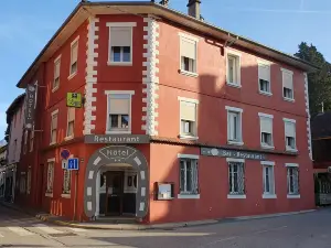 오텔 뒤 페흐 아 슈발