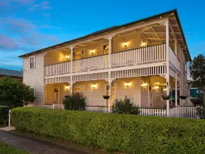 Riversleigh House