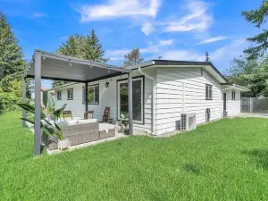 Adorably Renovated Spacious Bungalow 3 Bedroom Bungalow by Redawning