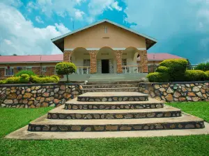 Rukungiri Inn