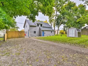 Centrally Located Mount Pleasant Retreat!