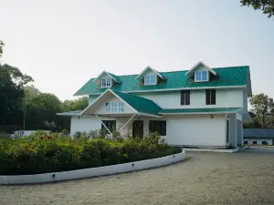Thottom Stays Munnar, Forest Bungalow