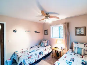Osage Beach Getaway Lake Views Pet Friendly!