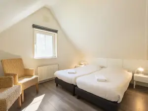 Nice Thatched Villa with Dishwasher, in a National Park