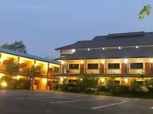Hugpua Hotel
