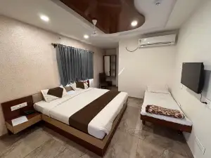Hotel Balaji Square