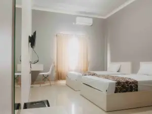 Cemara Guest House Syariah Kertajati