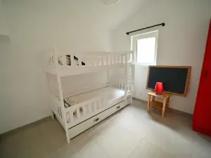 Comfortable Bungalow Near Lake Rabais