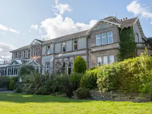 Rosslea Hall Hotel