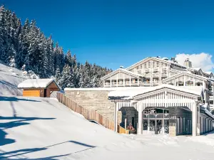 Ecrin Blanc Resort Courchevel - Aquapark