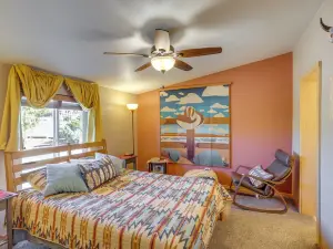 Stunning Views: Quiet Bluff Home Near Hiking!