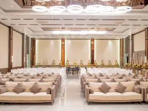 The 7th Heaven Resort