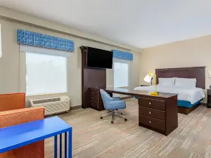 Hampton Inn & Suites Parkersburg Downtown