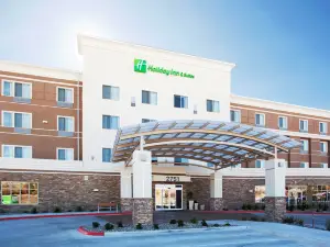 Holiday Inn & Suites Grand Junction-Airport