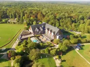 Domaine de la Foret D’Orient Hotel Restaurant Spa & Golf