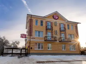 Vishnevyij Sad Hotel