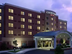 Courtyard Cincinnati North at Union Centre