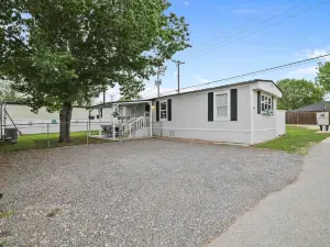 Boat and Fish on Lewisville Lake Pet-Friendly Haven