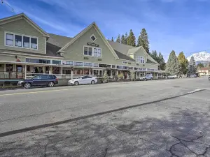 Downtown Cabin < 10 Miles to Mt Shasta Ski Park!