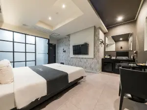 Yeoju Hotel Forest