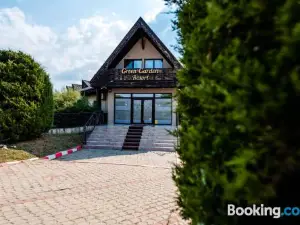 Green Garden Resort