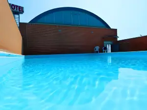 Hotel Motel 2