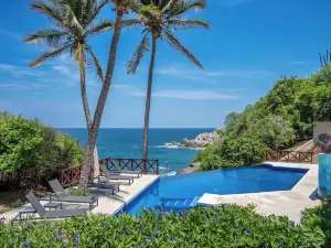 VILLAS CORAL HUATULCO