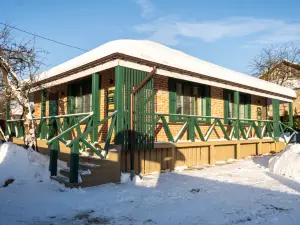 Akolitsa Hotel