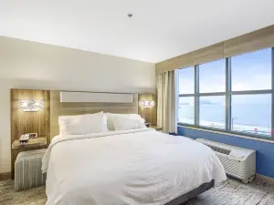 Holiday Inn Express Gulfport Beach