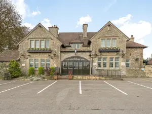 Charlcombe Inn