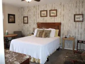 The Bonnie Inn Unit 1