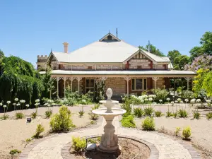 Cockburn House