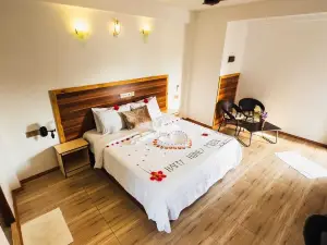 Hanifaru Beach Inn
