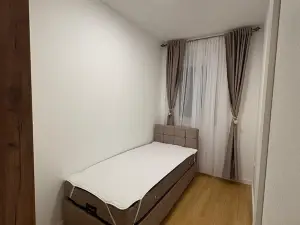 I&I Apartments 36
