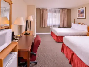 Maverick Motel - Modern Renovated Motel