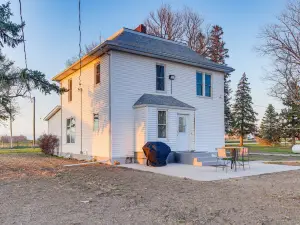 Barnes City House ~ 3 Mi to Hunting & Fishing!