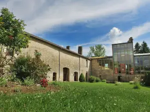 Vvf Château Sur la Vienne Lac de Vassivière