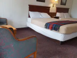 Country Inn, 15099 Hwy 17, Townsend, GA 31331