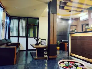 Hotel the Narayani