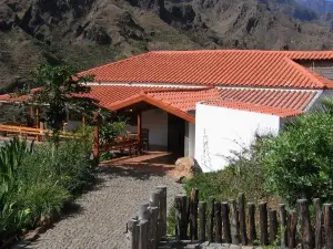 Pedracin Village