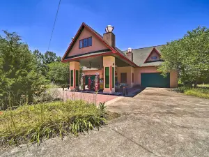 Falling Water Chalet Upper Unit Near Bike Trails!