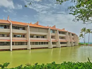 Beachfront St Croix Condo w/ Pool + Lanai!