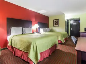 Quality Inn West I - 75