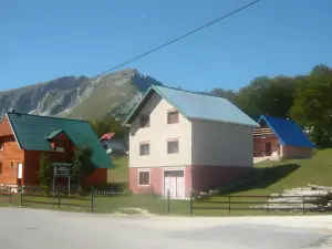 Apartments Đurđić