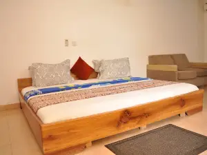 BB Tributary Hotel