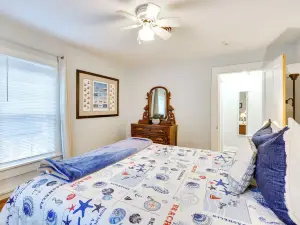 Centrally Located Retreat Near Chautauqua Lake