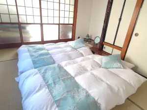 The Okawa Family Vacation Home is an Inn That is C