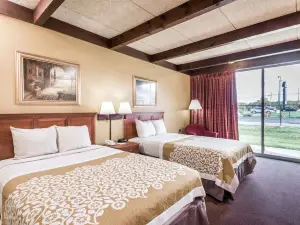 Days Inn by Wyndham Niles